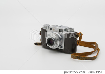 old rangefinder camera 88021951
