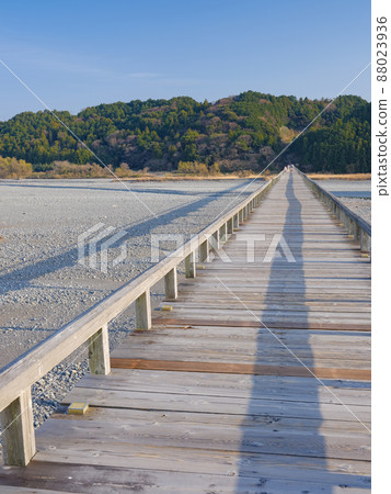 Shizuoka Shimada_The longest wooden bridge in the world, Horai Bridge Shizuoka Shimada_The longest wooden bridge in the world, Horai Bridge 88023936