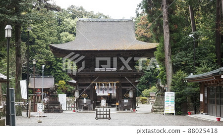 Pomp and Circumstance Mikami Shrine Romon (Important Cultural Property) Pomp and Circumstance Mikami Shrine Romon (Important Cultural Property) 88025418