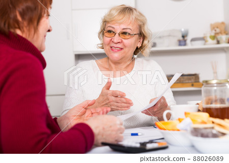 Two positive mature women with papers Two positive mature women with papers 88026089
