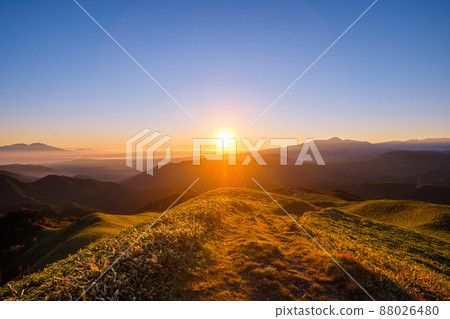 Shinshu Venus Line, the dawn of Mt. Miune Shinshu Venus Line, the dawn of Mt. Miune 88026480