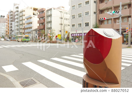 In the city of Kisagi and Kameido 88027052