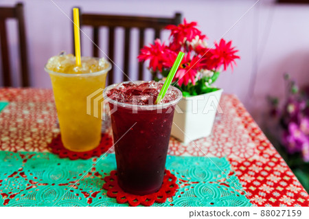 traditional thai drink,Iced roselle juice 88027159