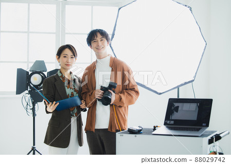 Photographer shooting Photographer shooting 88029742