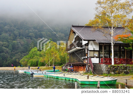 奧日光日光湯本休憩所、湯之子和垂釣者 奧日光日光湯本休憩所、湯之子和垂釣者 88033241