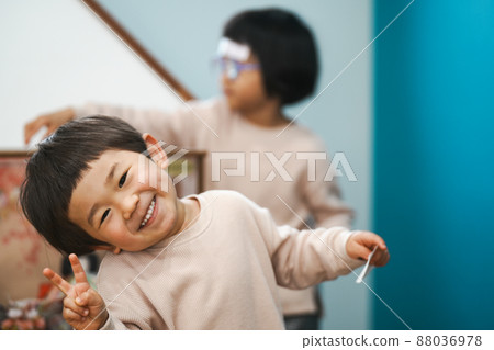 A smiling child 88036978