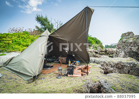 Camping, Rugged Camping, Solo Camping, Rocky Area 88037095