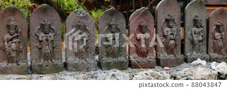 青森縣奧索雷山觀音像 88043847