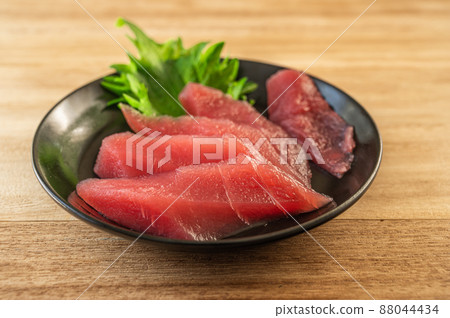 Bigeye brown sashimi 88044434