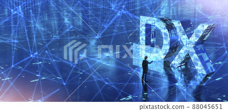 男性商人操作全息屏幕/DX/數字轉換的圖像 88045651