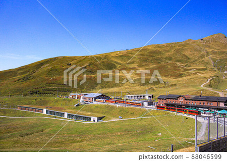 [格林德瓦] Kleine Scheidegg 火車 88046599