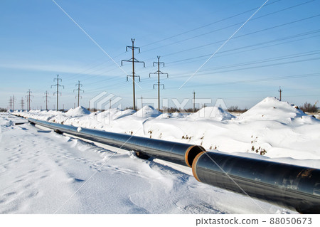 construction of a gas pipeline in the winter 88050673