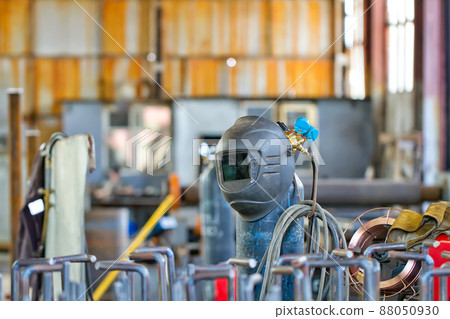 Shop semi-automatic welding Shop semi-automatic welding 88050930