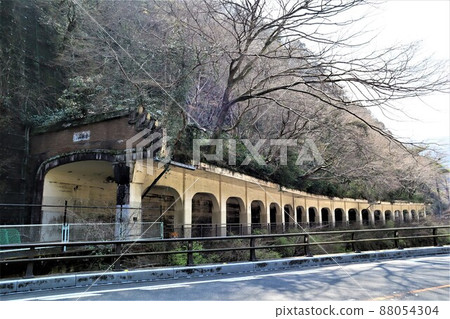 玉山門 88054304