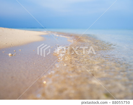 Transparent wave 88055750