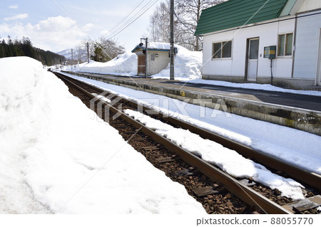Photographing the scenery of Neppu Station in Kuromatsunai, Hokkaido in early spring Photographing the scenery of Neppu Station in Kuromatsunai, Hokkaido in early spring 88055770