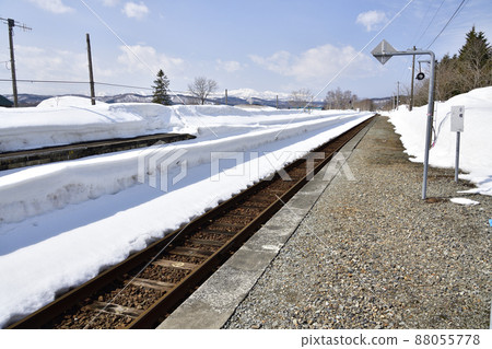 Photographing the scenery of Neppu Station in Kuromatsunai, Hokkaido in early spring Photographing the scenery of Neppu Station in Kuromatsunai, Hokkaido in early spring 88055778