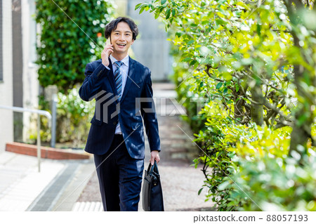 Businessman outdoor business 88057193