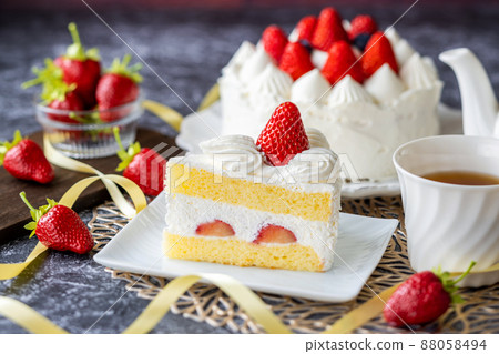 Cake strawberry Cake strawberry 88058494