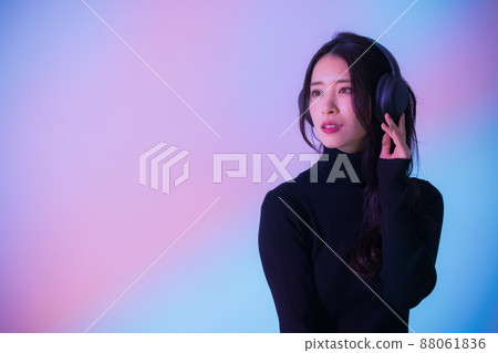 Women's music 88061836