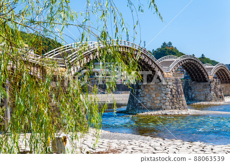 Kintaikyo Bridge, Iwakuni City, Yamaguchi Prefecture-Yanagi and Bridge related to Iwaryu- Kintaikyo Bridge, Iwakuni City, Yamaguchi Prefecture-Yanagi and Bridge related to Iwaryu- 88063539