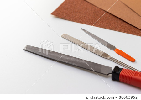 Iron file and sandpaper 88063952