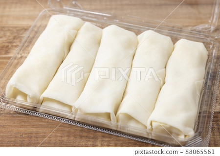 Spring rolls before baking Spring rolls before baking 88065561