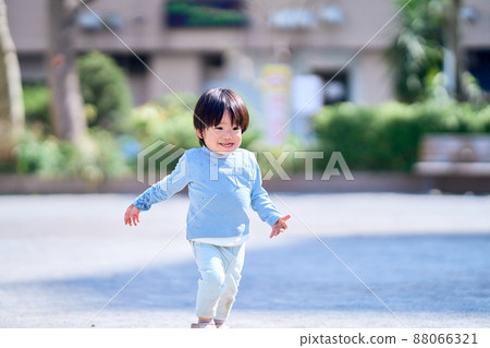 戶外育兒形象 88066321