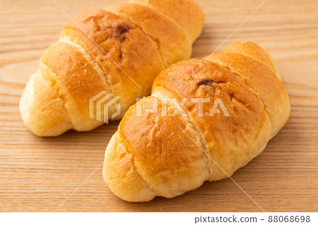 Salt bread roll bread 88068698