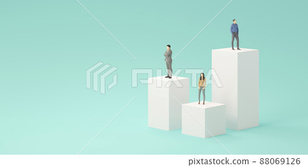 站在白盒子上的商人/成就、商業分數和進步的形象 88069126