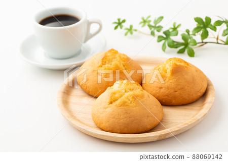 Sweet bread Sweet bread 88069142