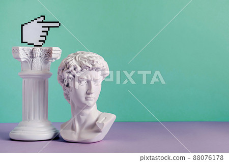 Small white Roman ir Grecian bust alongside its pedestal Small white Roman ir Grecian bust alongside its pedestal 88076178