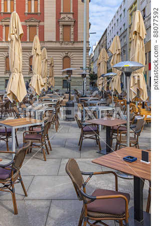 Restaurant Street Tables Chairs 88077592
