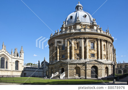 Bodleian Library at the University of Oxford Bodleian Library at the University of Oxford 88078976