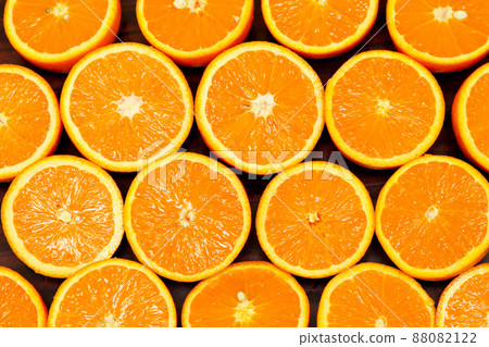 Oranges halves 88082122
