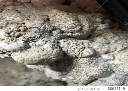 Limestone cave lit up 88087149