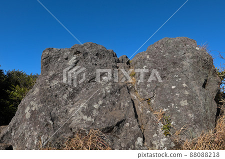 開聞岳登山“山頂的大石頭” 開聞岳登山“山頂的大石頭” 88088218