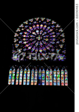 巴黎圣母院 88090463