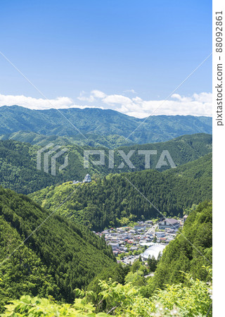 Gujo Hachiman Castle in the mountains Gujo Hachiman Castle in the mountains 88092861