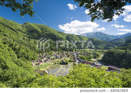 Rural scenery and gassho-zukuri village 88092869