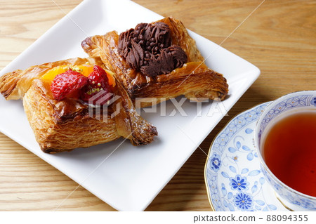 Danish pastry strawberry chocolate 88094355