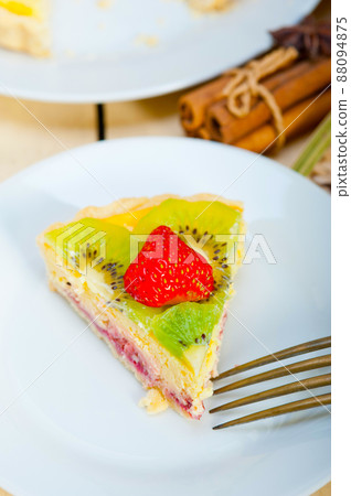 kiwi and strawberry pie tart kiwi and strawberry pie tart 88094875