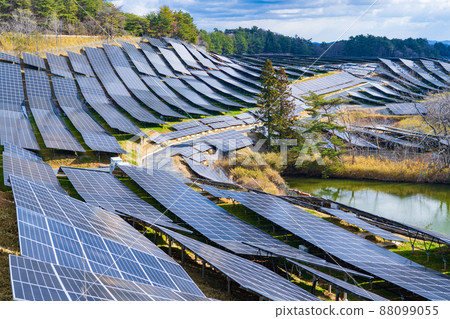 Solar power generation on the site of a golf course, Okayama Prefecture 88099055