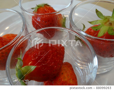 Strawberry  88099263