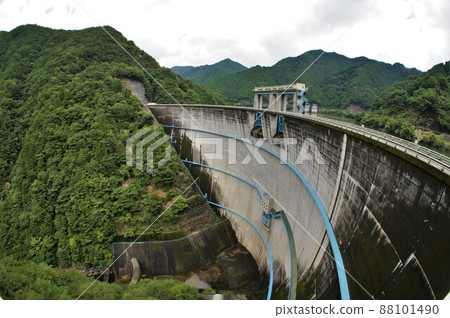 新豐根水壩 新豐根水壩 88101490