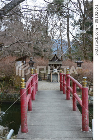 紅橋（Nanayama Shrine / Takamine 319，Sakurai City，Nara Prefecture） 88102651