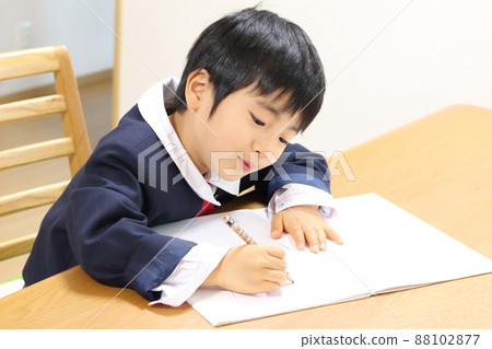 幼兒園男孩學習研究 88102877