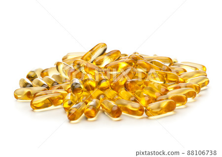 omega-3 fish fat oil capsules 88106738