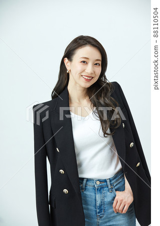 Fashion young lady Fashion young lady 88110504