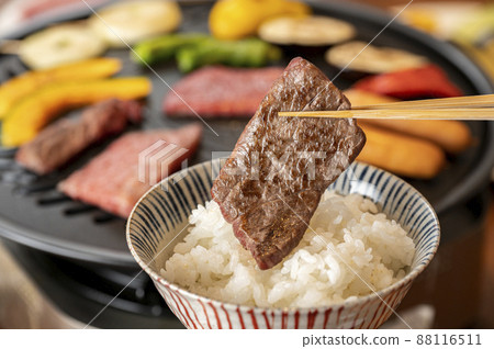 在家享受烤肉 88116511